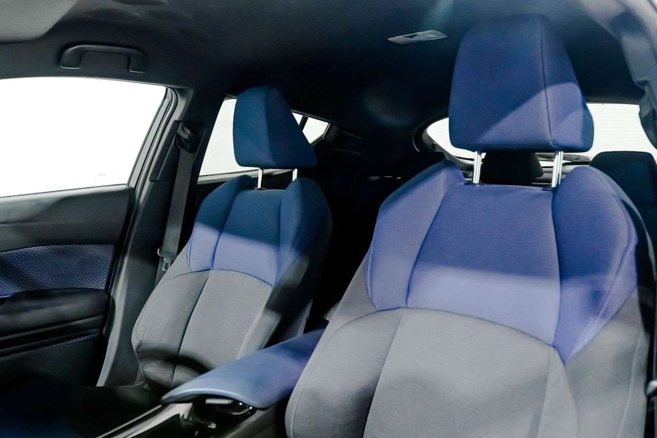 2017 TOYOTA C-HR 2017 TOYOTA C-HR