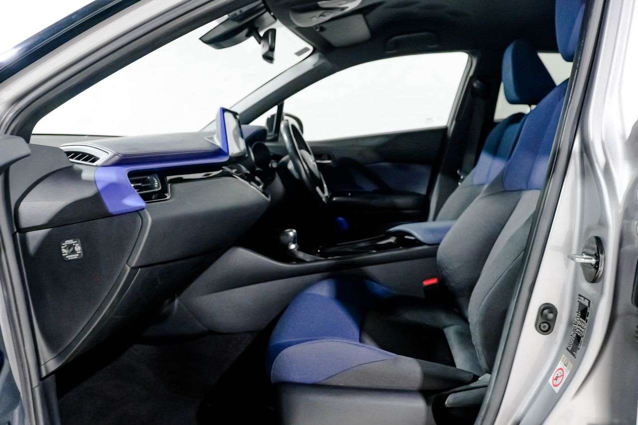 2017 TOYOTA C-HR 2017 TOYOTA C-HR