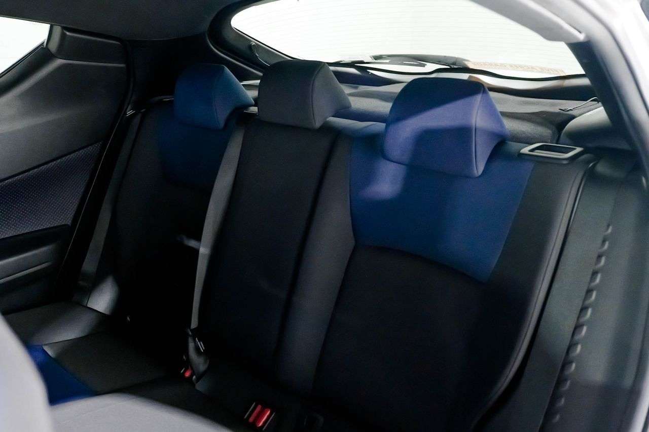 2017 TOYOTA C-HR 2017 TOYOTA C-HR