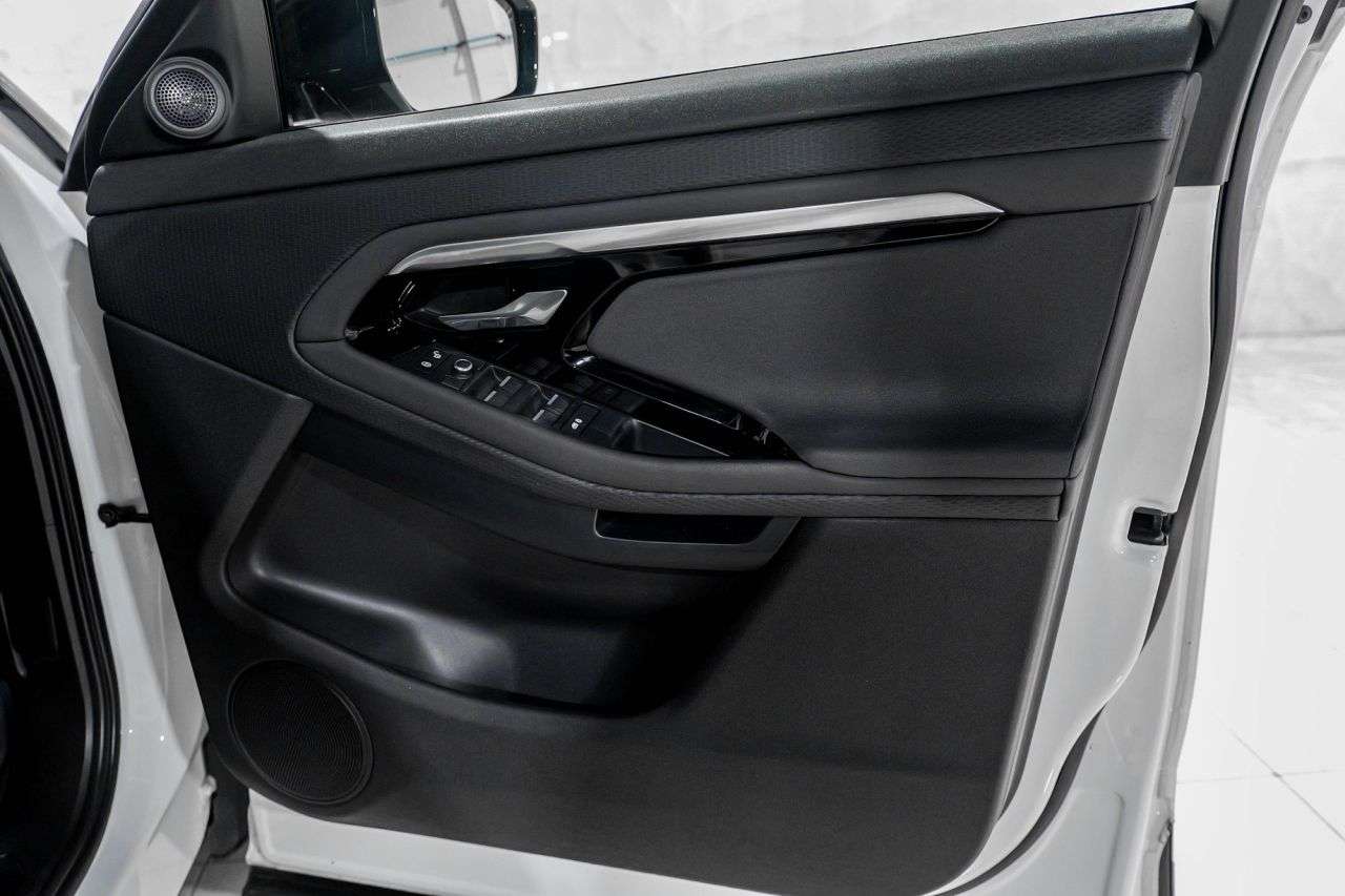 2019 LAND ROVER RANGE ROVER EVOQUE 2019 LAND ROVER RANGE ROVER EVOQUE