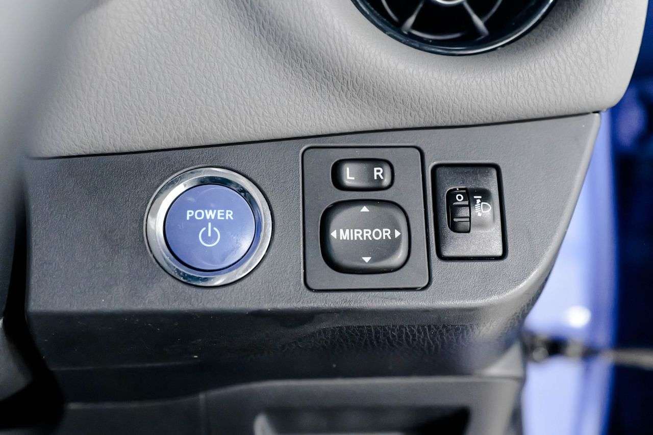 2019 TOYOTA YARIS 2019 TOYOTA YARIS