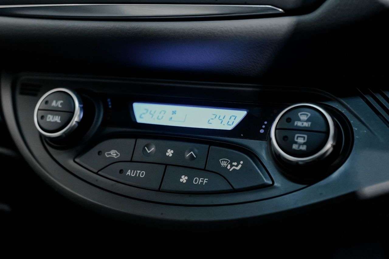 2019 TOYOTA YARIS 2019 TOYOTA YARIS