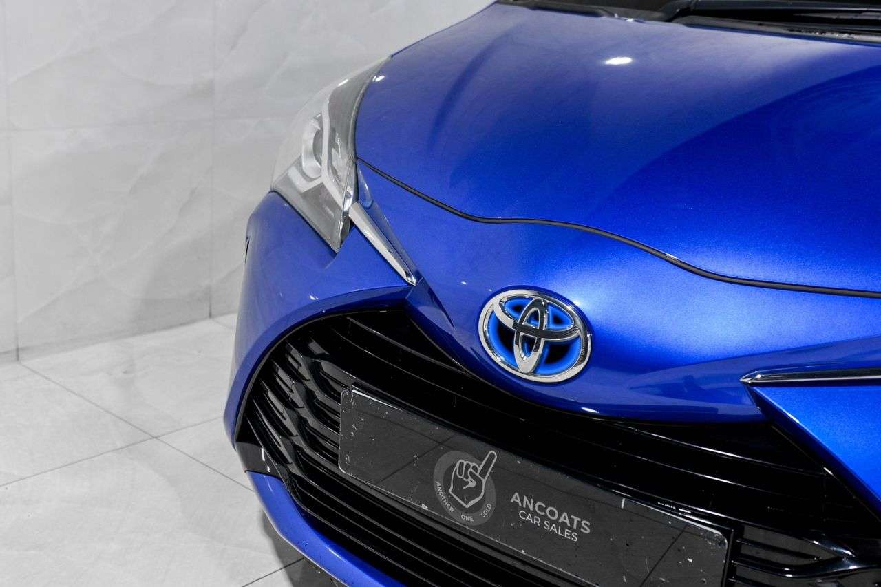 2019 TOYOTA YARIS 2019 TOYOTA YARIS