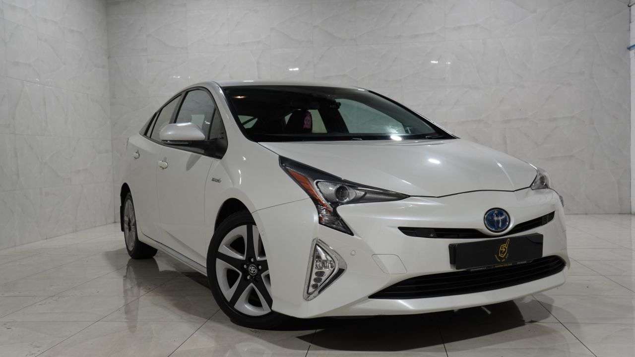 A 2016 TOYOTA PRIUS 1.8 VVT-h Business Edition Plus Hatchback 5dr Petrol Hybrid CVT Euro 6 (s/s A 2016 TOYOTA PRIUS 1.8 VVT-h Business Edition Plus Hatchback 5dr Petrol Hybrid CVT Euro 6 (s/s