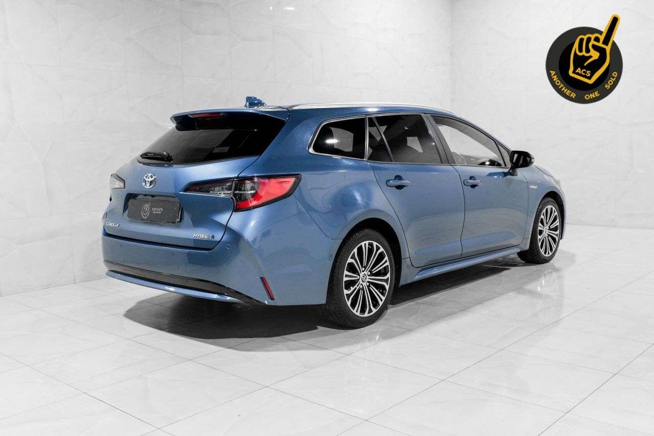 A 2020 TOYOTA COROLLA 1.8 VVT-h Design Touring Sports 5dr Petrol Hybrid CVT Euro 6 (s/s) (122 ps) A 2020 TOYOTA COROLLA 1.8 VVT-h Design Touring Sports 5dr Petrol Hybrid CVT Euro 6 (s/s) (122 ps)
