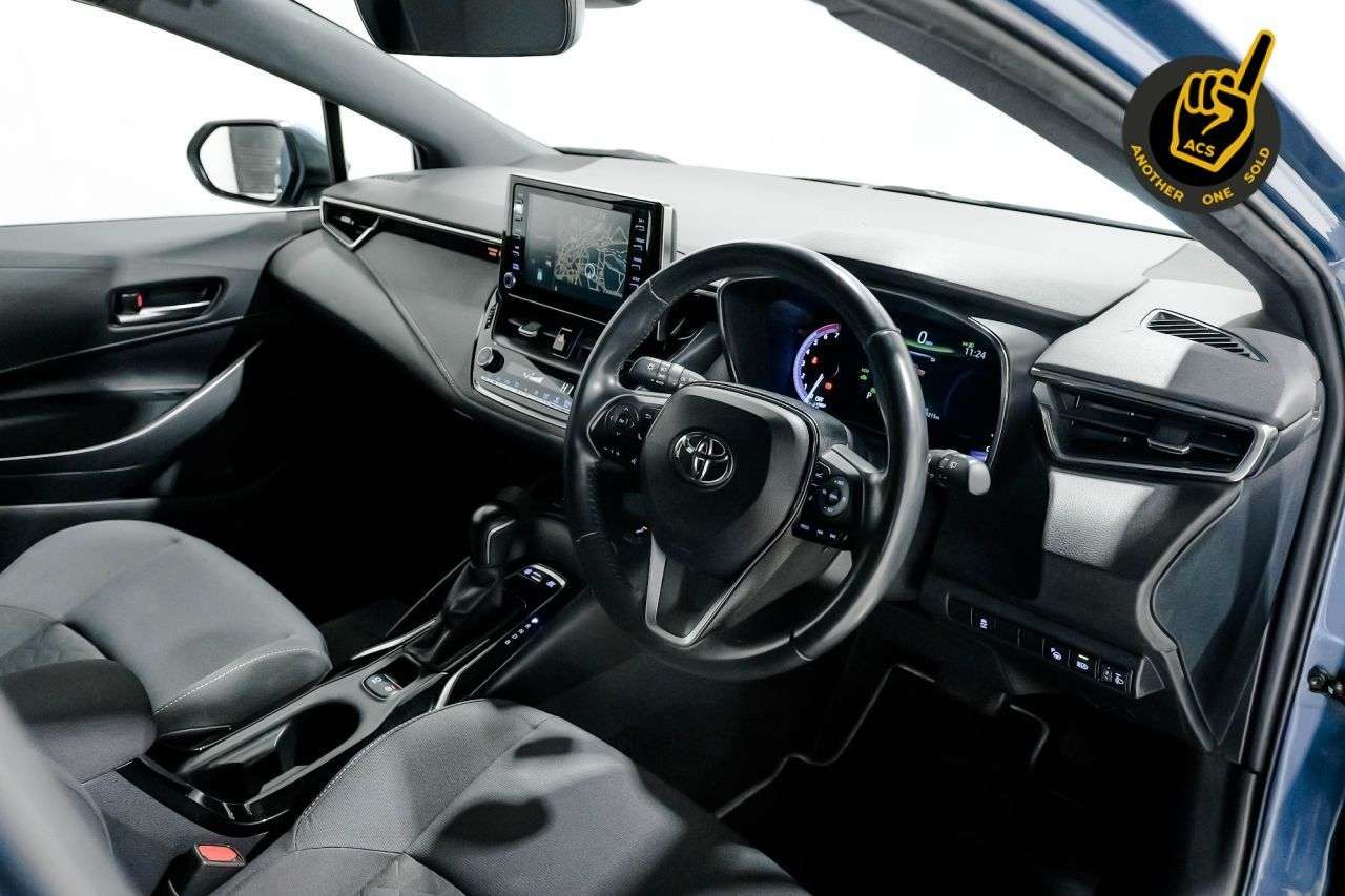 A 2020 TOYOTA COROLLA 1.8 VVT-h Design Touring Sports 5dr Petrol Hybrid CVT Euro 6 (s/s) (122 ps) A 2020 TOYOTA COROLLA 1.8 VVT-h Design Touring Sports 5dr Petrol Hybrid CVT Euro 6 (s/s) (122 ps)