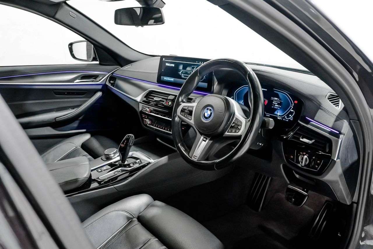 A 2023 BMW 5 SERIES 2.0 530e 12kWh M Sport Saloon 4dr Petrol Plug-in Hybrid Steptronic xDrive E A 2023 BMW 5 SERIES 2.0 530e 12kWh M Sport Saloon 4dr Petrol Plug-in Hybrid Steptronic xDrive E