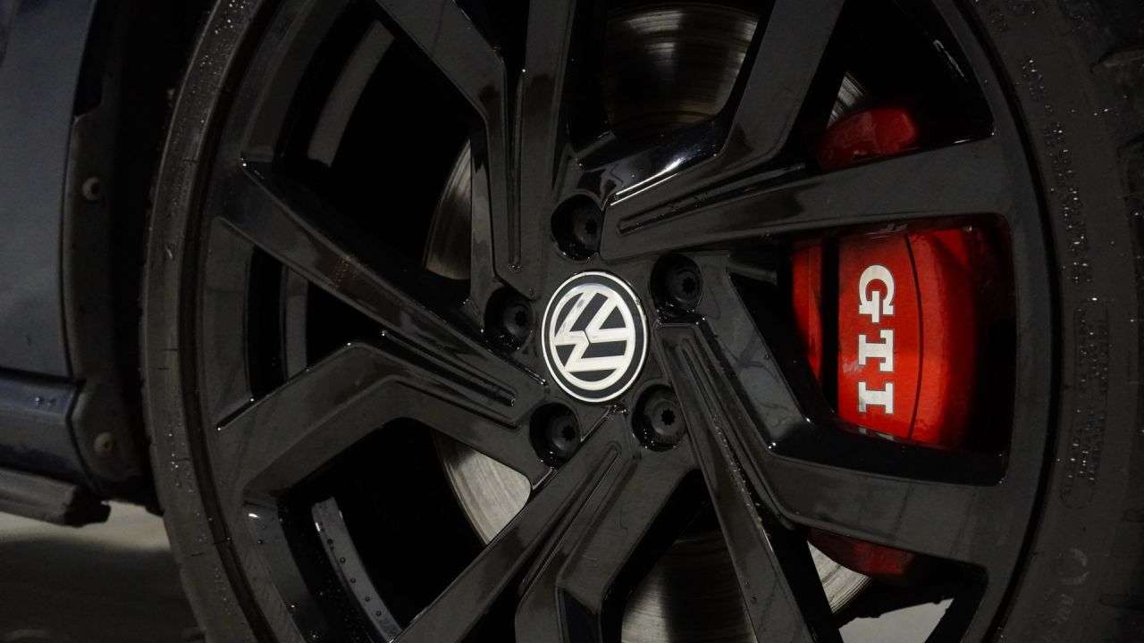 2019 VOLKSWAGEN GOLF 2019 VOLKSWAGEN GOLF