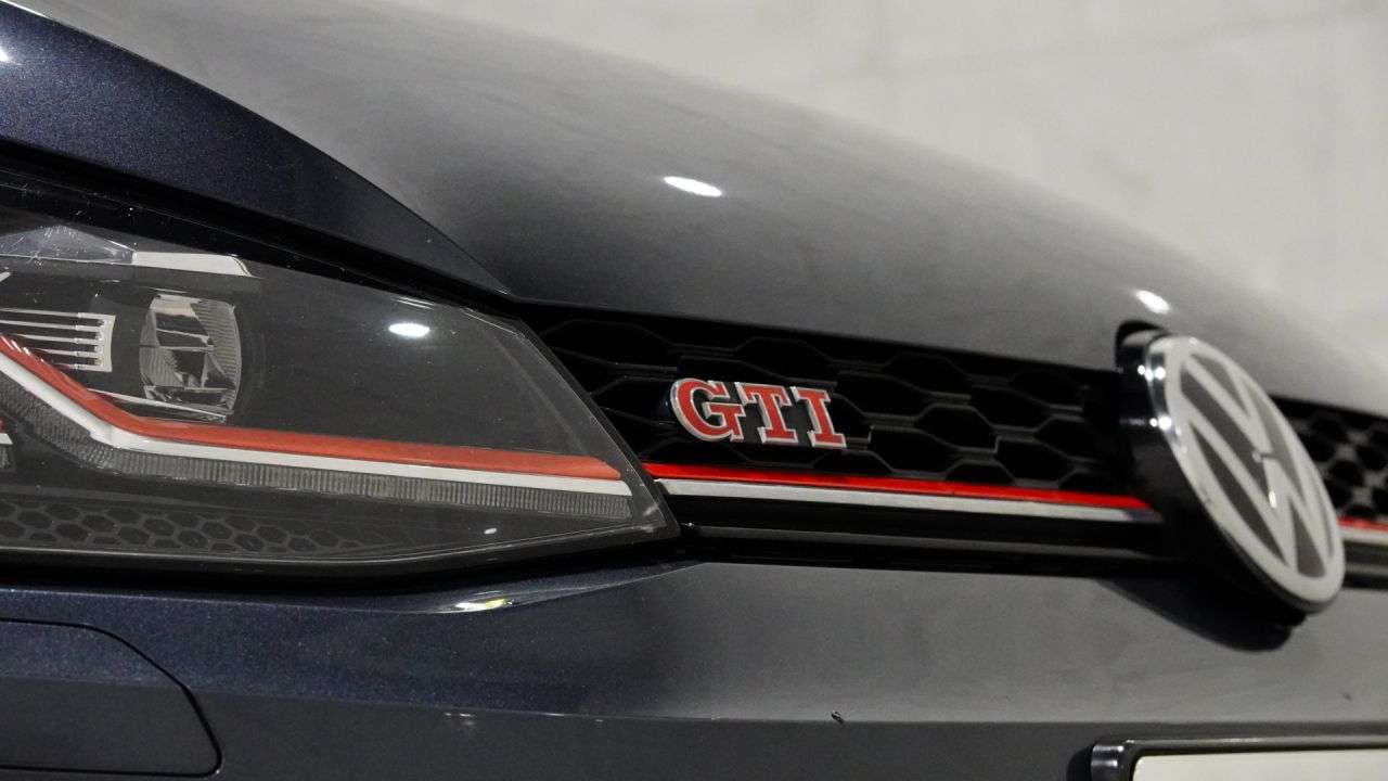 2019 VOLKSWAGEN GOLF 2019 VOLKSWAGEN GOLF