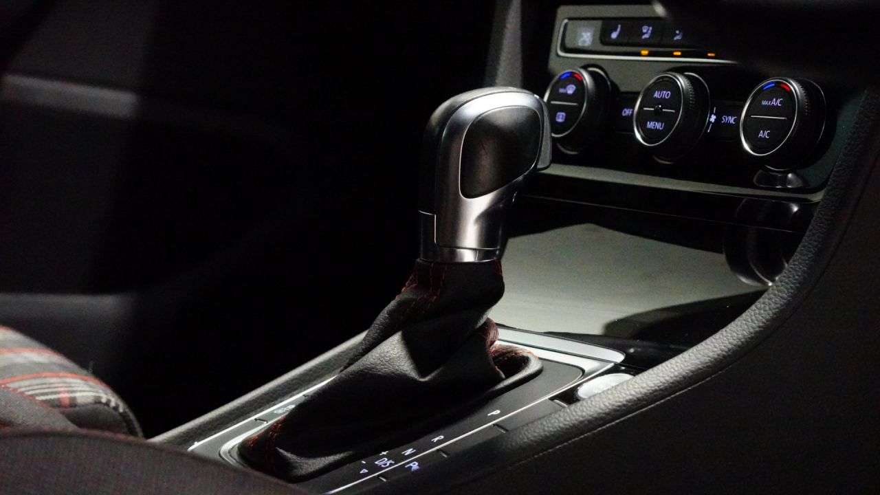 2019 VOLKSWAGEN GOLF 2019 VOLKSWAGEN GOLF
