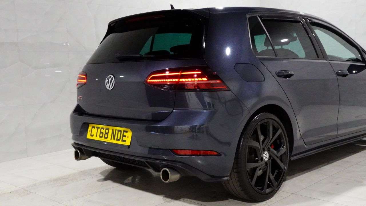 2019 VOLKSWAGEN GOLF 2019 VOLKSWAGEN GOLF