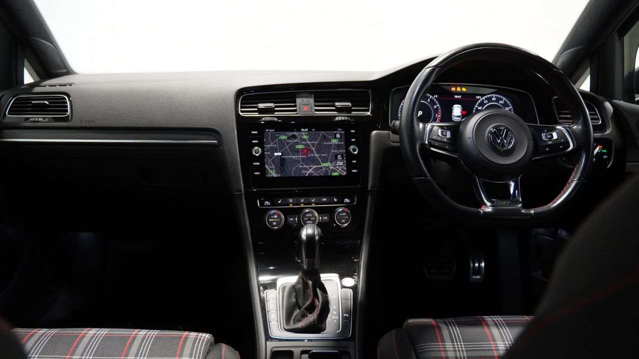 2019 VOLKSWAGEN GOLF 2019 VOLKSWAGEN GOLF