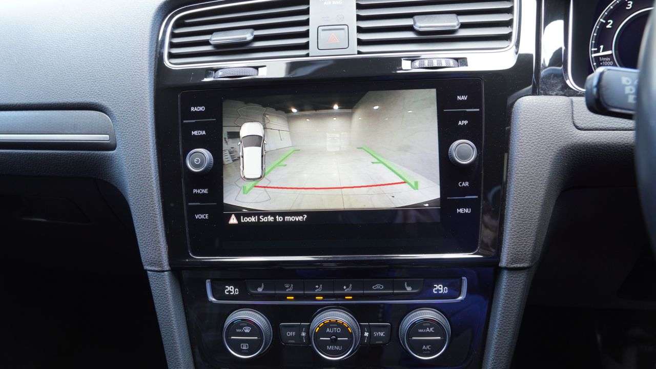 2019 VOLKSWAGEN GOLF 2019 VOLKSWAGEN GOLF