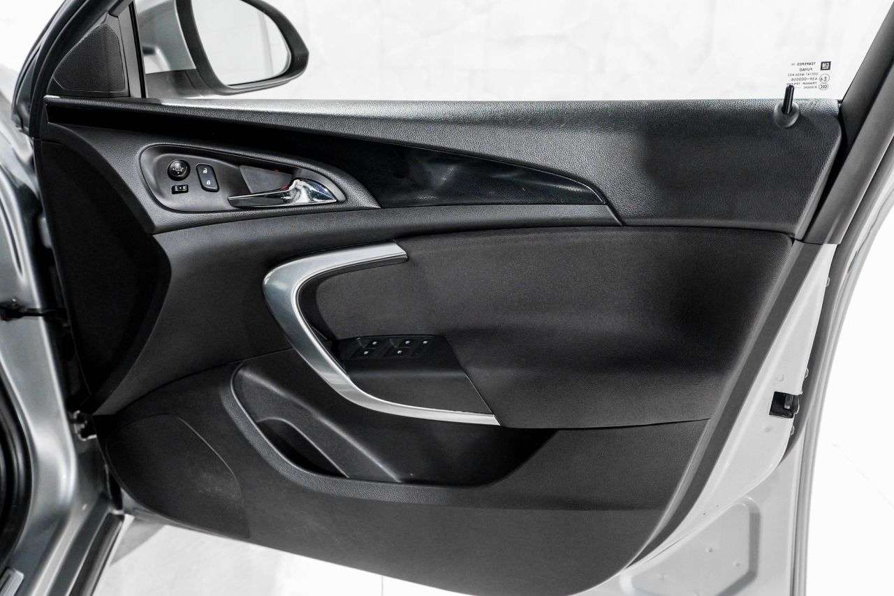 2015 VAUXHALL INSIGNIA 2015 VAUXHALL INSIGNIA