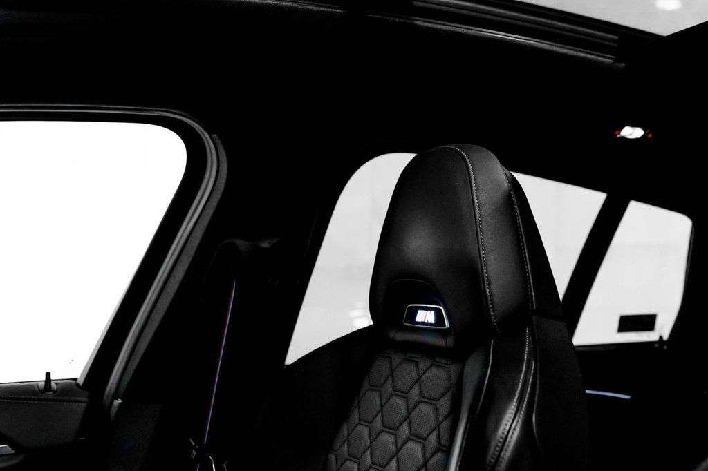 A 2022 BMW X4 M 3.0i Competition SUV 5dr Petrol Auto xDrive Euro 6 (s/s) (510 ps) A 2022 BMW X4 M 3.0i Competition SUV 5dr Petrol Auto xDrive Euro 6 (s/s) (510 ps)