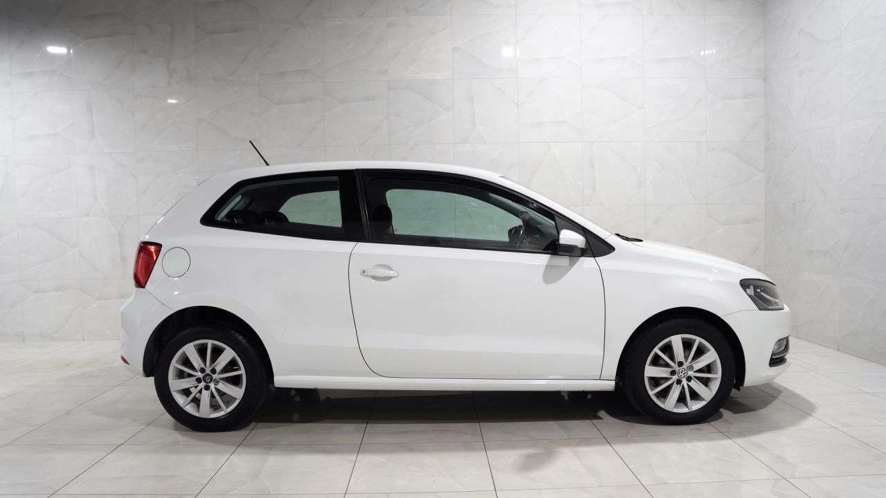2015 VOLKSWAGEN POLO 2015 VOLKSWAGEN POLO