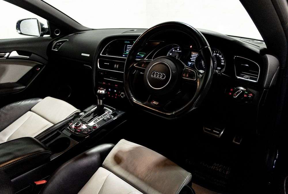 A 2013 AUDI S5 3.0 TFSI V6 Black Edition Coupe 2dr Petrol S Tronic quattro Euro 5 (s/s) (3 A 2013 AUDI S5 3.0 TFSI V6 Black Edition Coupe 2dr Petrol S Tronic quattro Euro 5 (s/s) (3