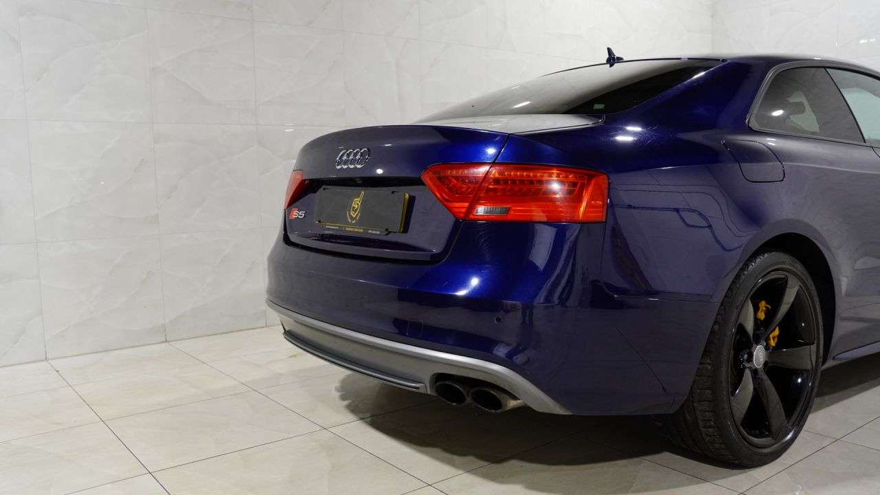 2013 AUDI S5 2013 AUDI S5