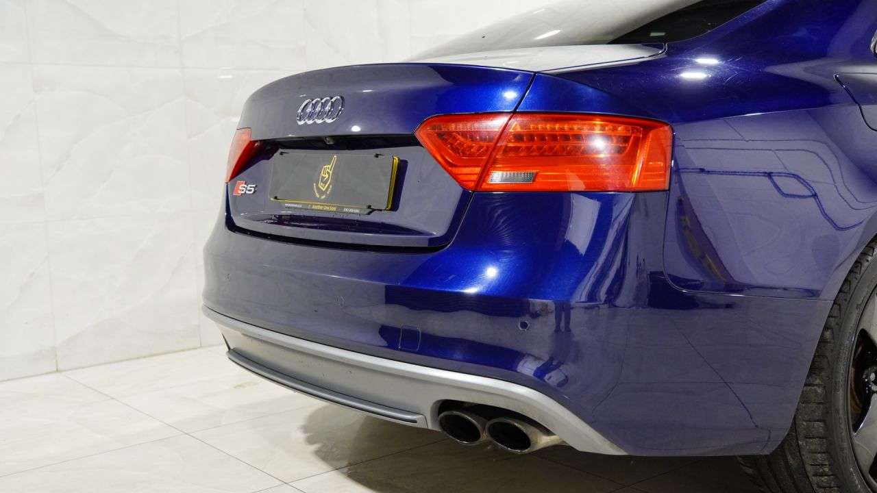 2013 AUDI S5 2013 AUDI S5