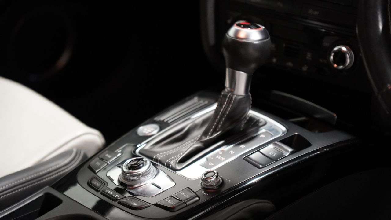 2013 AUDI S5 2013 AUDI S5