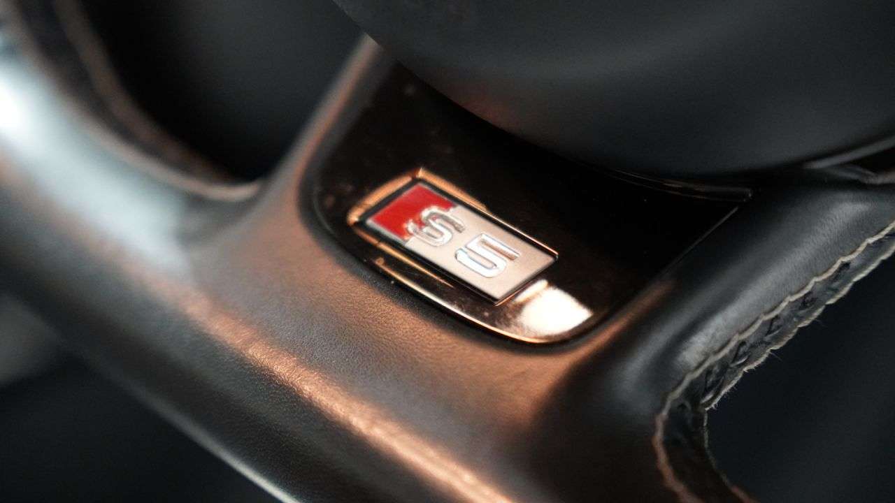 2013 AUDI S5 2013 AUDI S5