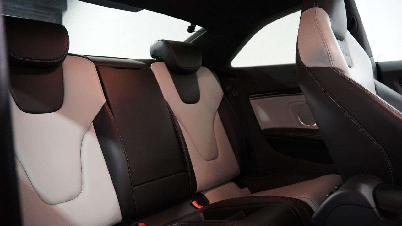 2013 AUDI S5 2013 AUDI S5