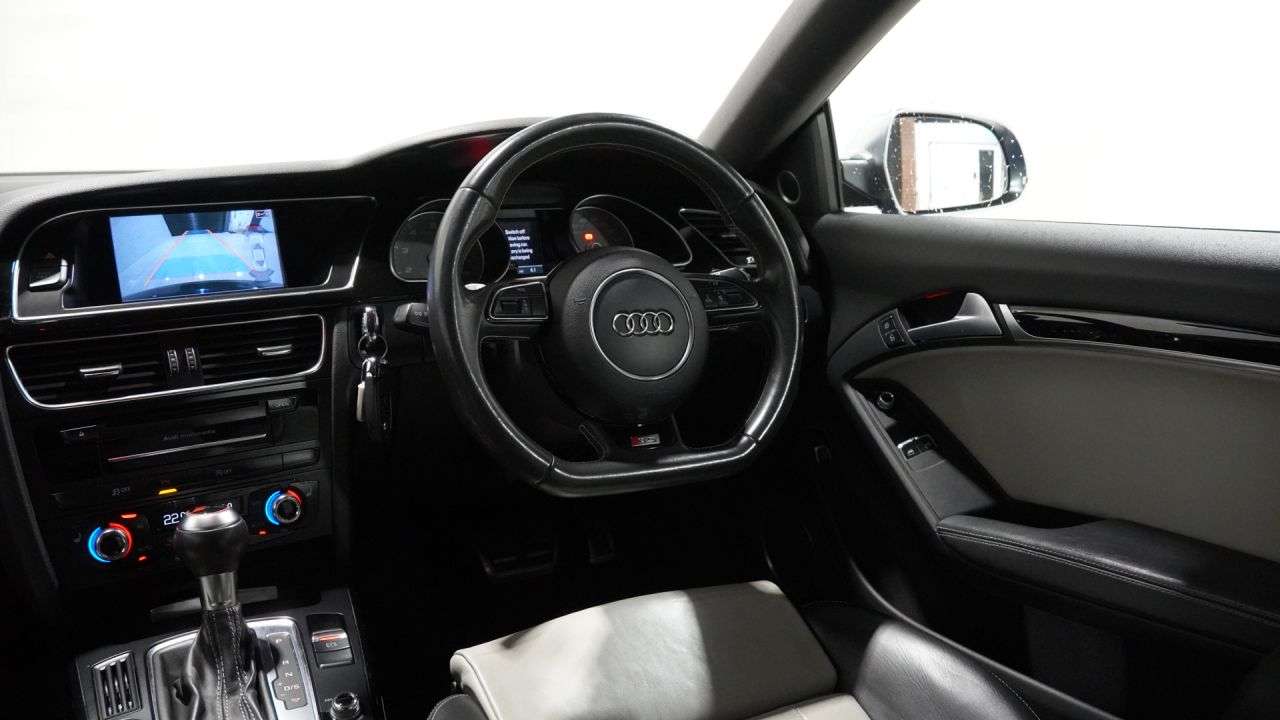 2013 AUDI S5 2013 AUDI S5