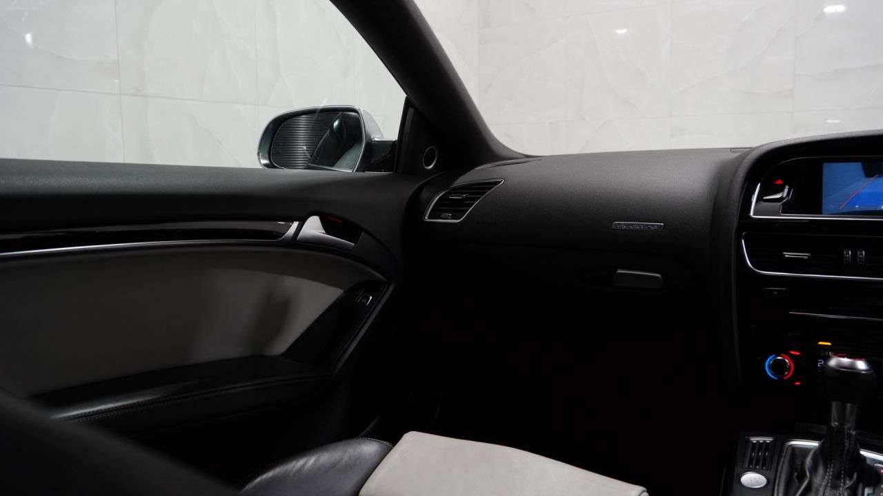 2013 AUDI S5 2013 AUDI S5