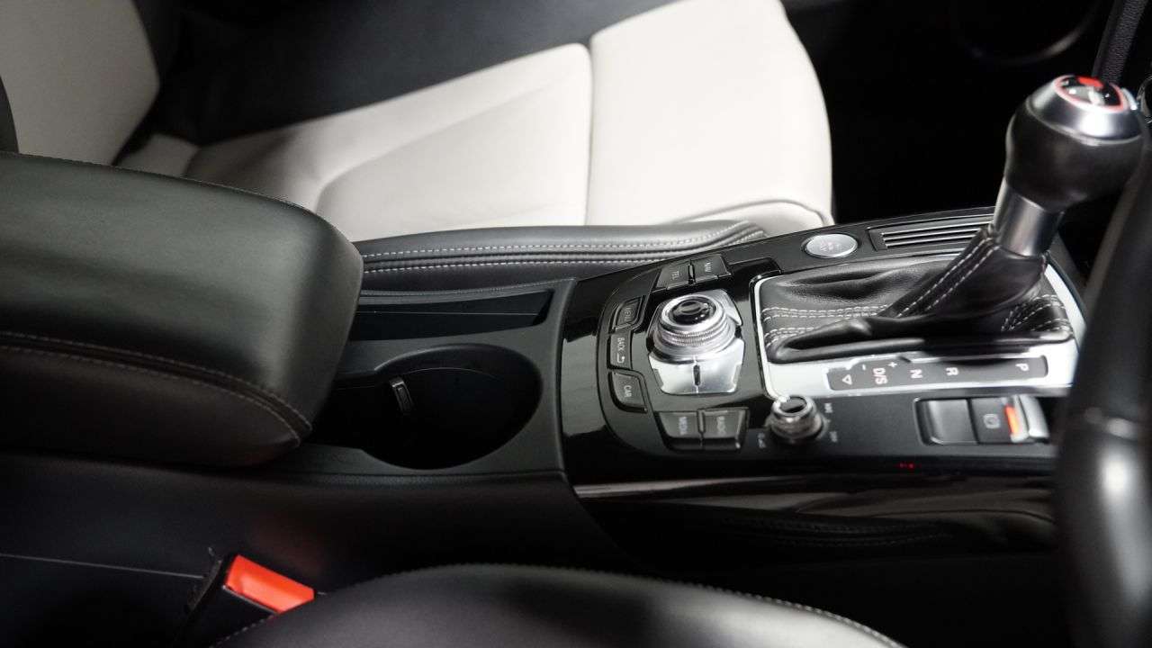 2013 AUDI S5 2013 AUDI S5