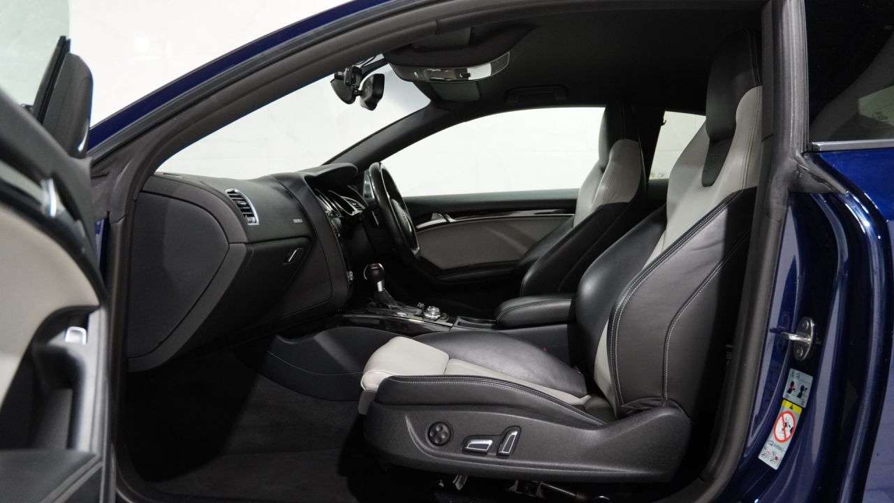 2013 AUDI S5 2013 AUDI S5