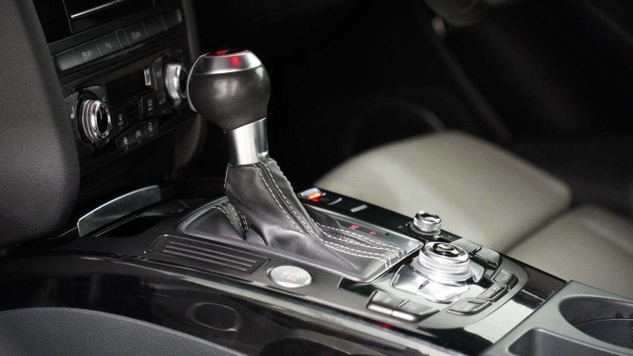 2013 AUDI S5 2013 AUDI S5