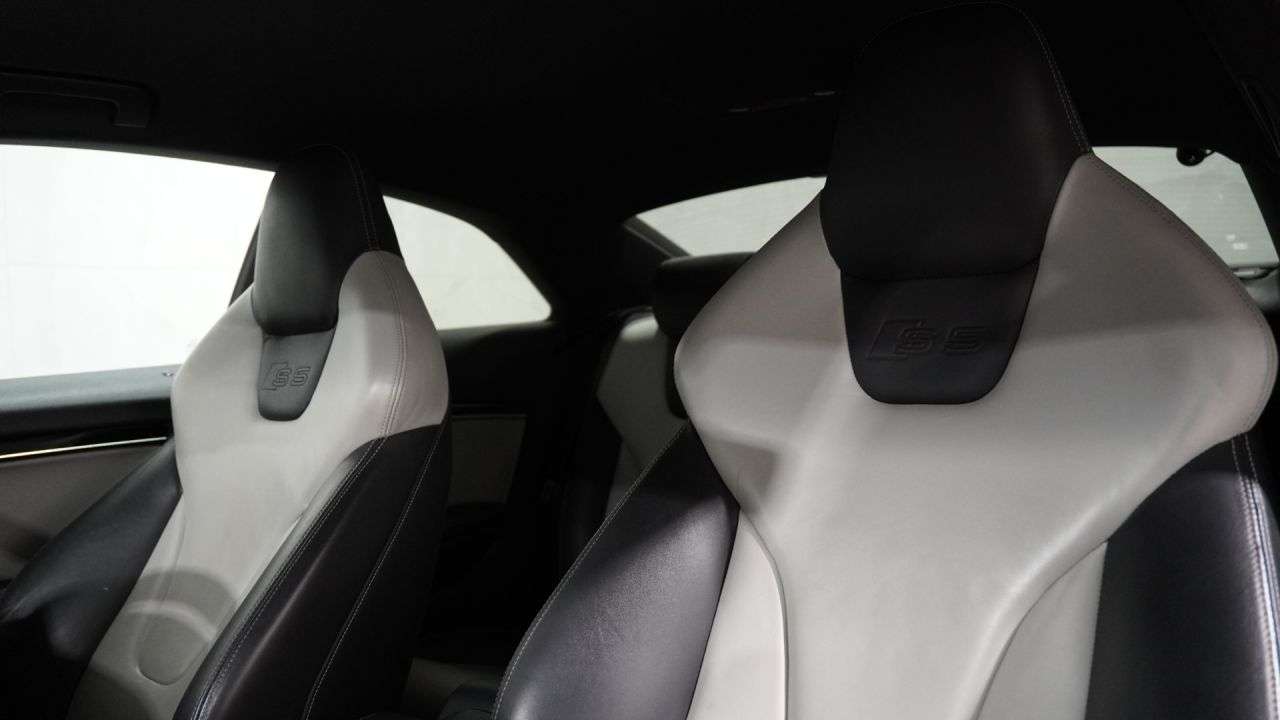 2013 AUDI S5 2013 AUDI S5