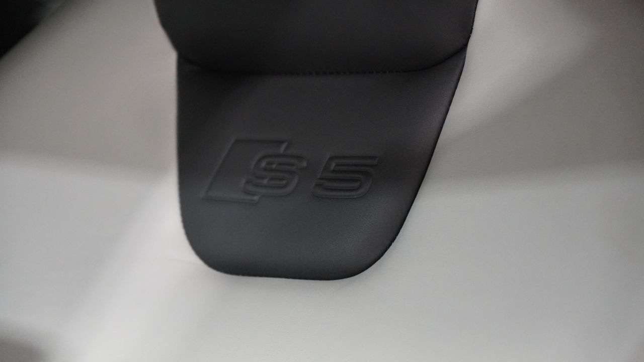 2013 AUDI S5 2013 AUDI S5