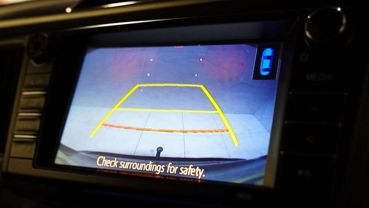 A 2017 TOYOTA RAV4 2.5 VVT-h Business Edition Plus SUV 5dr Petrol Hybrid CVT Euro 6 (s/s) (Saf A 2017 TOYOTA RAV4 2.5 VVT-h Business Edition Plus SUV 5dr Petrol Hybrid CVT Euro 6 (s/s) (Saf