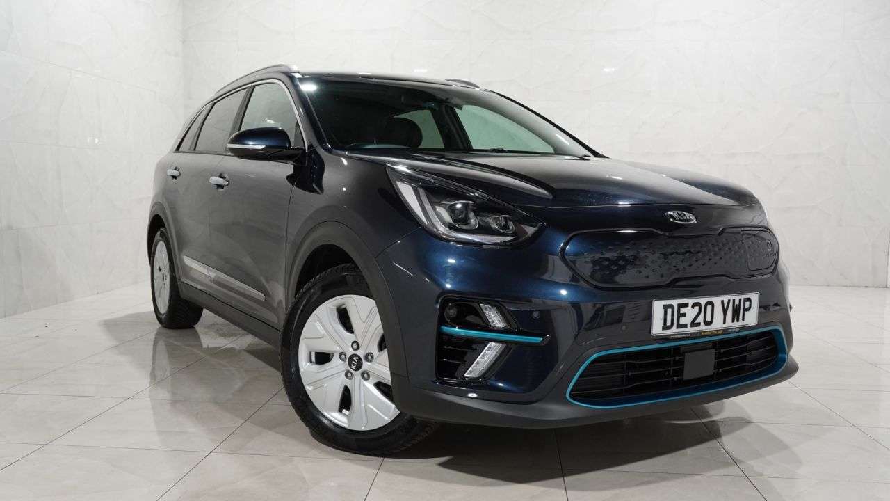 A 2020 KIA NIRO 64kWh 4 SUV 5dr Electric Auto (201 bhp) A 2020 KIA NIRO 64kWh 4 SUV 5dr Electric Auto (201 bhp)