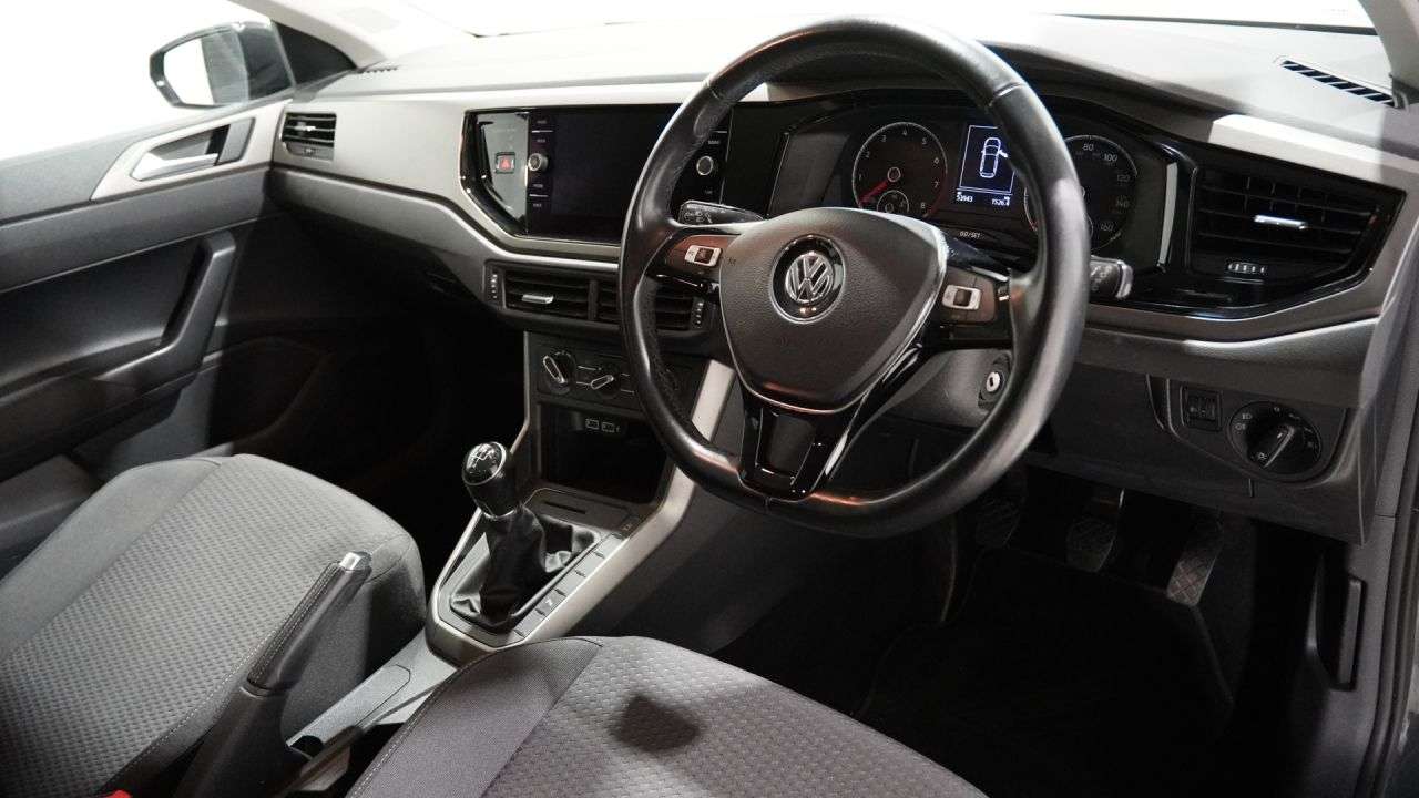A 2020 VOLKSWAGEN POLO 1.0 TSI Match Hatchback 5dr Petrol Manual Euro 6 (s/s) (95 ps) A 2020 VOLKSWAGEN POLO 1.0 TSI Match Hatchback 5dr Petrol Manual Euro 6 (s/s) (95 ps)
