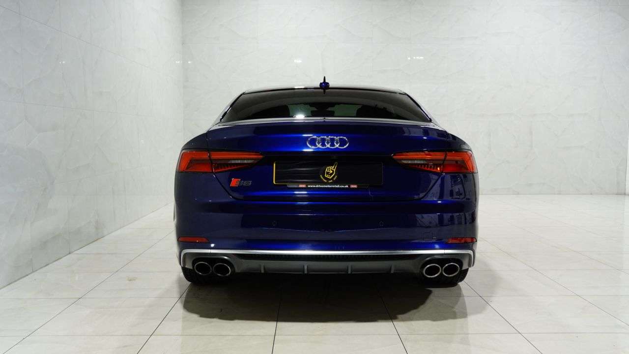 2017 AUDI S5 2017 AUDI S5