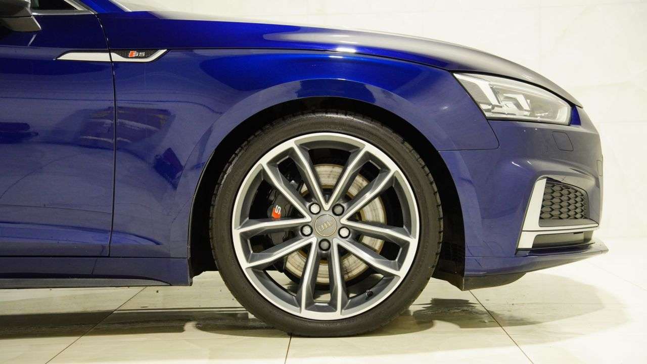 2017 AUDI S5 2017 AUDI S5