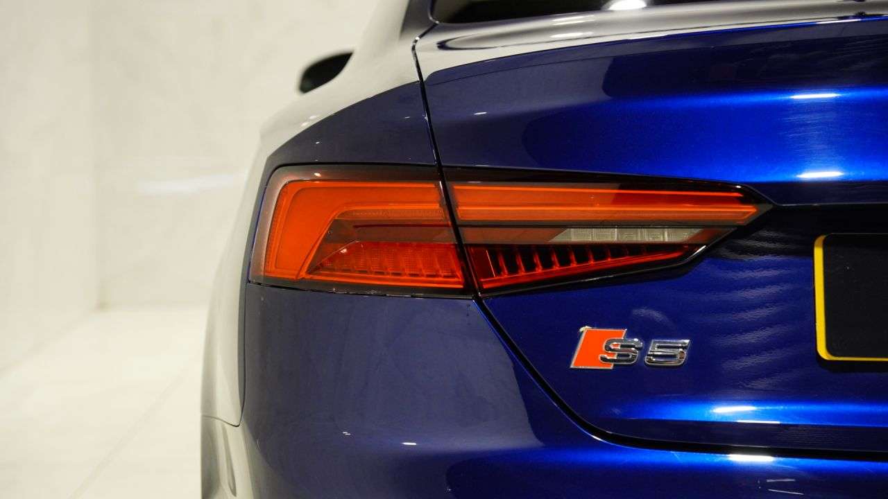 2017 AUDI S5 2017 AUDI S5