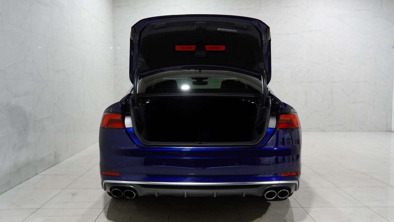 2017 AUDI S5 2017 AUDI S5