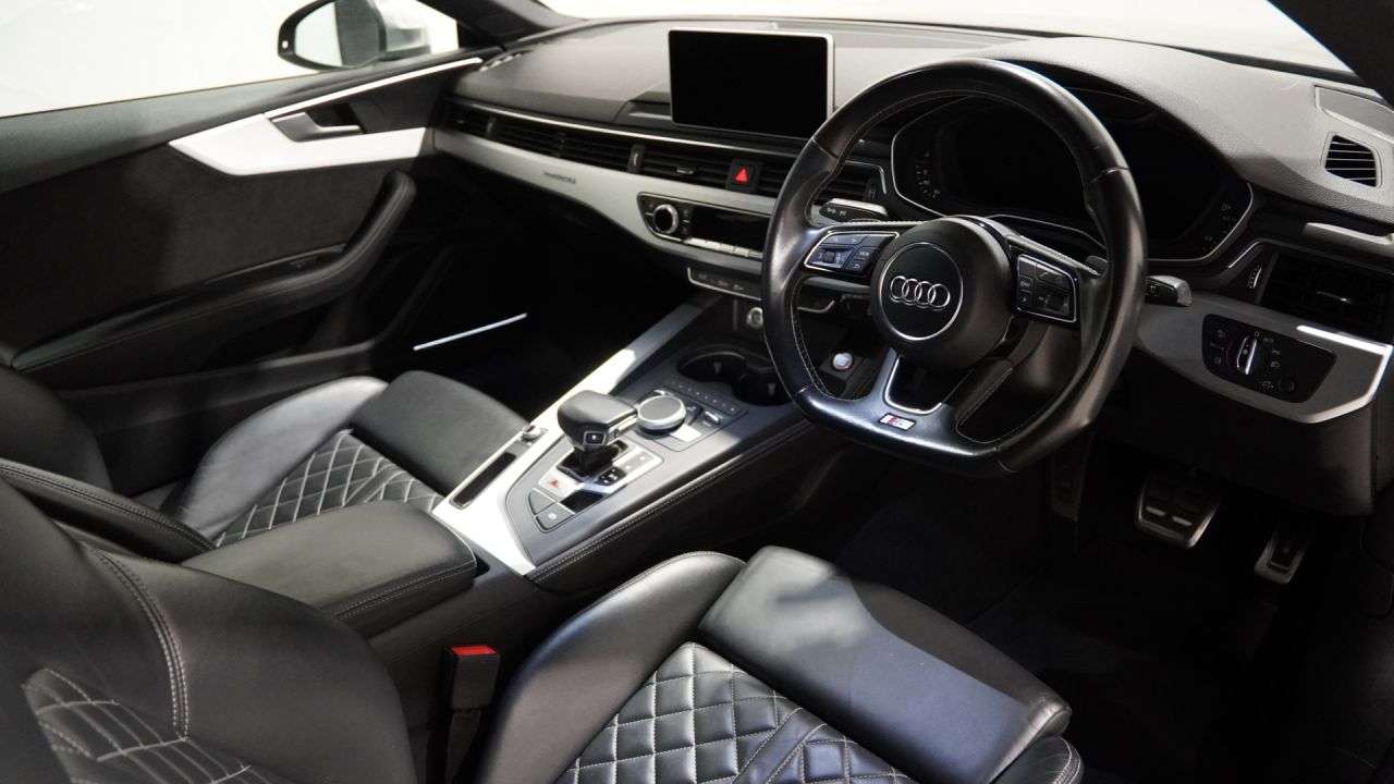 2017 AUDI S5 2017 AUDI S5