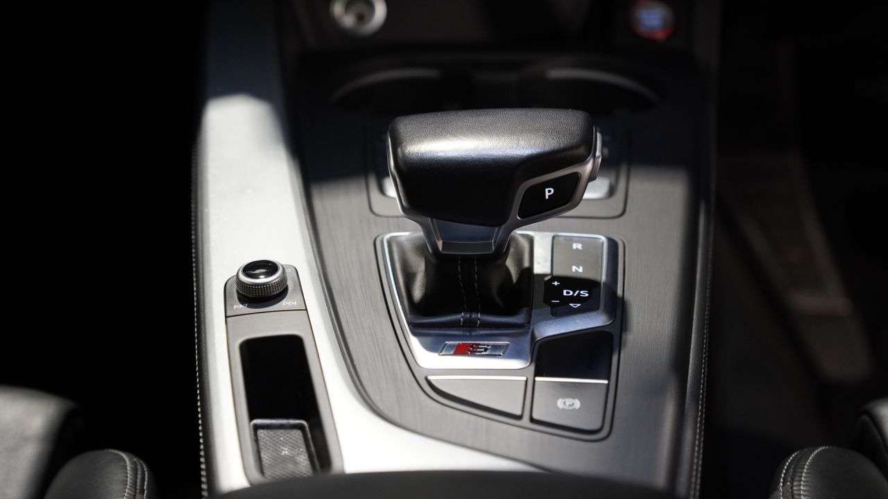 2017 AUDI S5 2017 AUDI S5