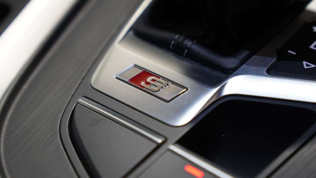 2017 AUDI S5 2017 AUDI S5