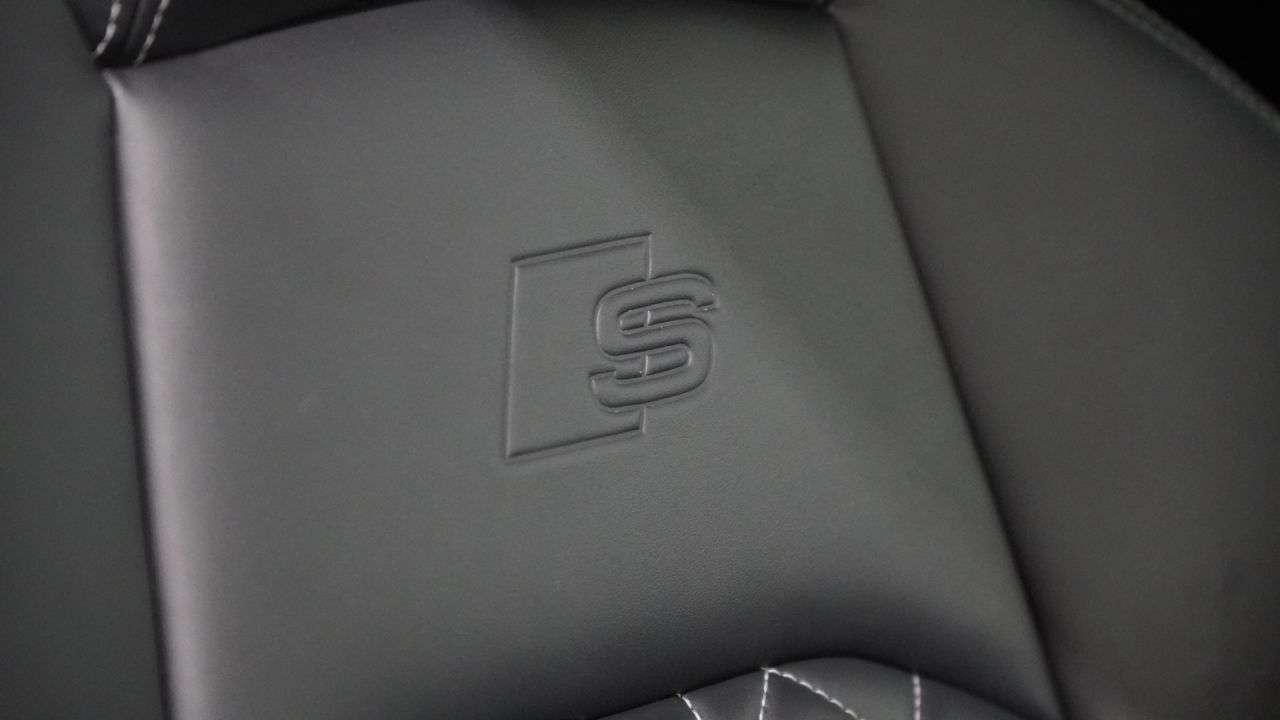 2017 AUDI S5 2017 AUDI S5