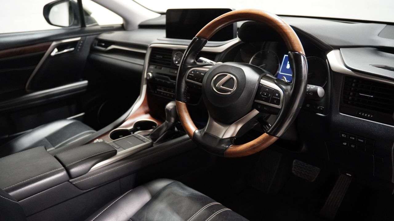 A 2019 LEXUS RX 3.5 450h V6 Takumi SUV 5dr Petrol Hybrid E-CVT 4WD Euro 6 (s/s) (313 ps) Se A 2019 LEXUS RX 3.5 450h V6 Takumi SUV 5dr Petrol Hybrid E-CVT 4WD Euro 6 (s/s) (313 ps) Se