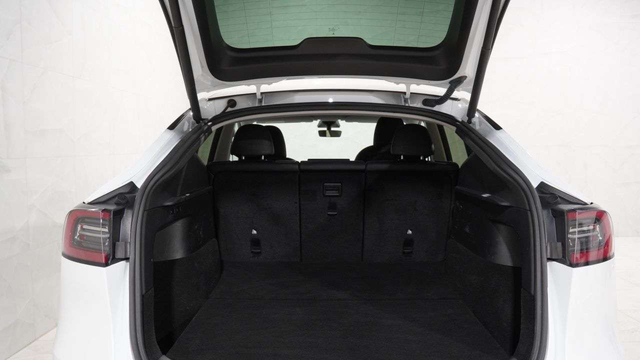 2023 TESLA MODEL Y 2023 TESLA MODEL Y