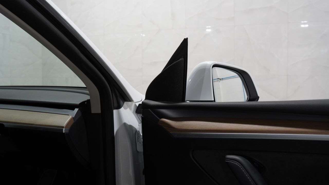 2023 TESLA MODEL Y 2023 TESLA MODEL Y