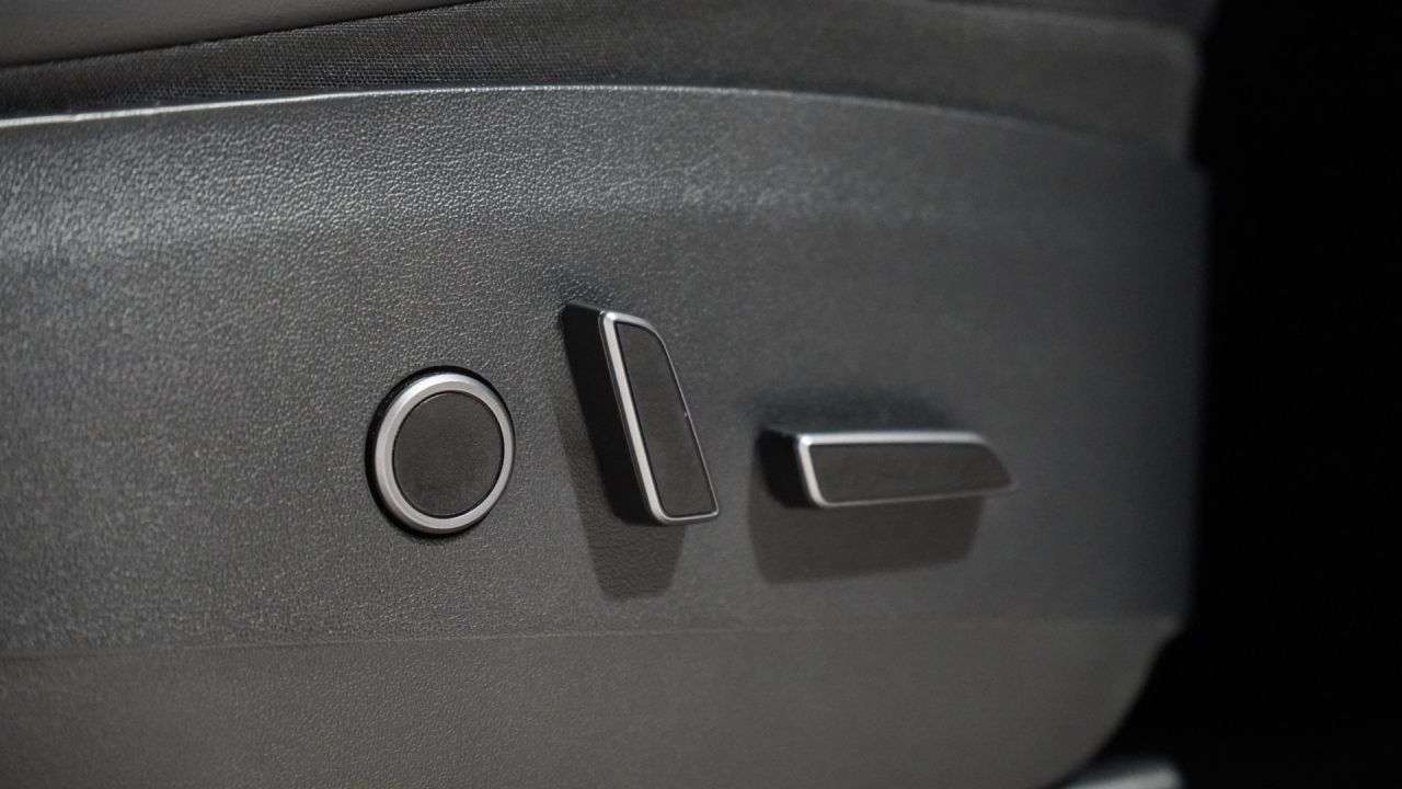 2023 TESLA MODEL Y 2023 TESLA MODEL Y