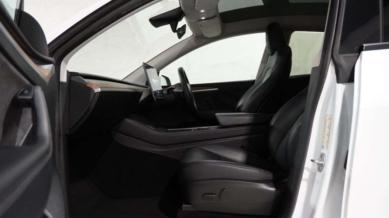 2023 TESLA MODEL Y 2023 TESLA MODEL Y