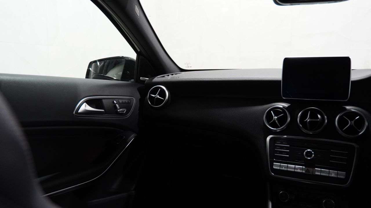 2016 MERCEDES-BENZ A-CLASS 2016 MERCEDES-BENZ A-CLASS